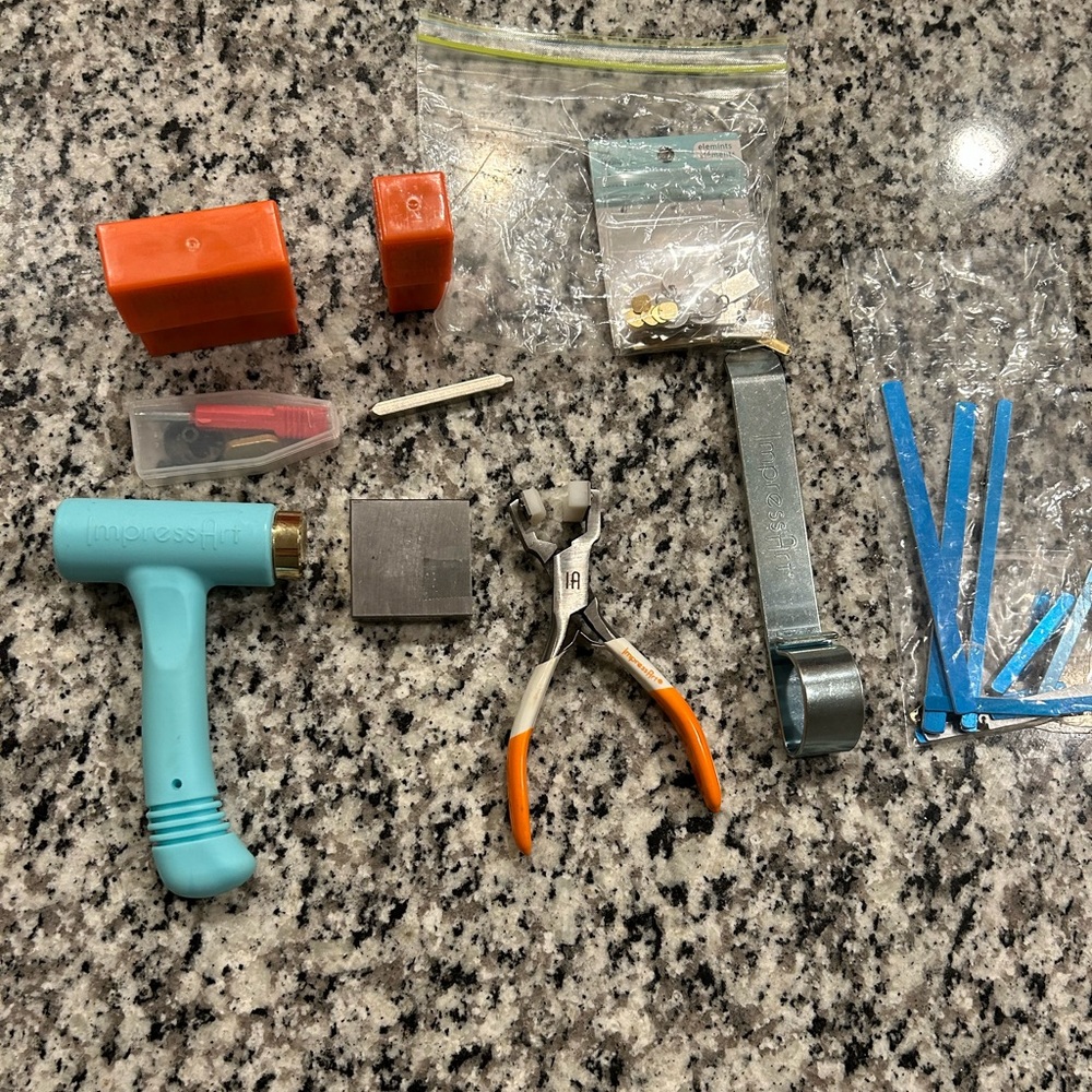 Impress art stamping kit